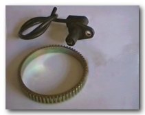 https://images.2carpros.com/forum/automotive_pictures/139321_tone_ring_1.jpg