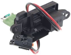 https://images.2carpros.com/forum/automotive_pictures/188069_06trailblazerblowerresistor_2.jpg