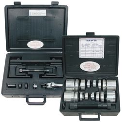 https://images.2carpros.com/forum/automotive_pictures/188069_wheelbrgpuller_1.jpg