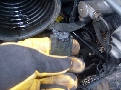 https://images.2carpros.com/forum/automotive_pictures/197031_break_parts_and_others_031_1.jpg