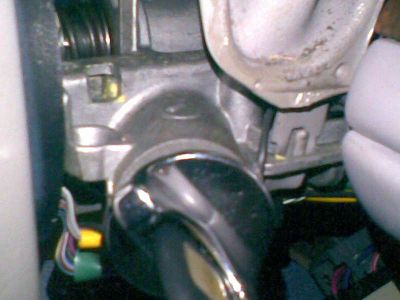 https://images.2carpros.com/forum/automotive_pictures/235026_Lock_1.jpg