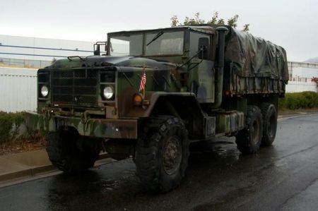 https://images.2carpros.com/forum/automotive_pictures/307270_army_truck_wet_1.jpg