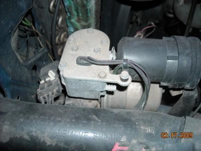 https://images.2carpros.com/forum/automotive_pictures/319544_pump_1.jpg