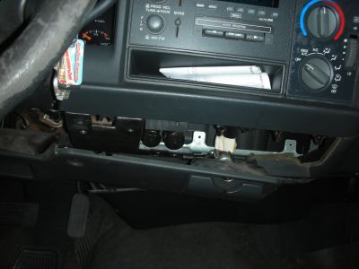 https://images.2carpros.com/forum/automotive_pictures/338857_1996_chevs10_blinkers_003_1.jpg