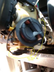 https://images.2carpros.com/forum/automotive_pictures/376352_the_three_wires_2.jpg