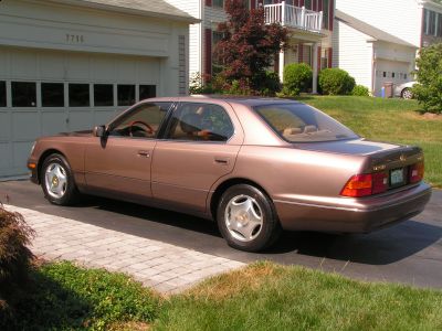https://images.2carpros.com/forum/automotive_pictures/386349_LS400NewLeftRear_1.jpg