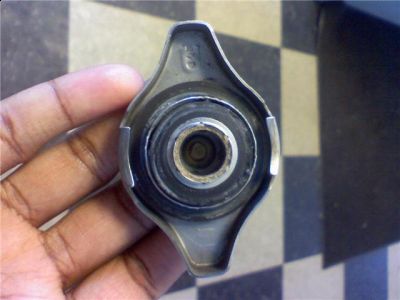 https://images.2carpros.com/forum/automotive_pictures/408802_radiatorcap_1.jpg