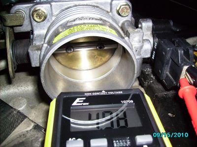https://images.2carpros.com/forum/automotive_pictures/416038_TPS_Closed_2_1.jpg