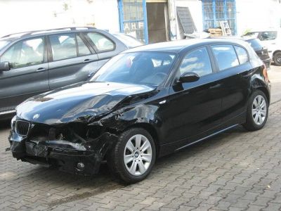 https://images.2carpros.com/forum/automotive_pictures/424941_damaged_BMW118d_1.jpg