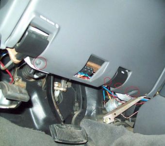 https://images.2carpros.com/forum/automotive_pictures/433905_Lower_dash__guard_2_1.jpg