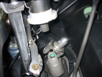 https://images.2carpros.com/forum/automotive_pictures/435113_steeringShaft2_1.jpg