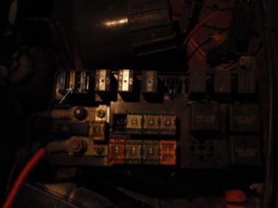 https://images.2carpros.com/forum/automotive_pictures/485513_fuse_Box_2.jpg