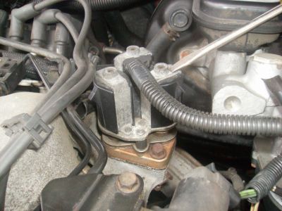 https://images.2carpros.com/forum/automotive_pictures/486350_engine_part_024_1.jpg