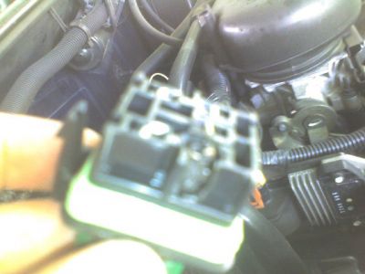 https://images.2carpros.com/forum/automotive_pictures/520351_connector_side_view_with_burnout_1.jpg