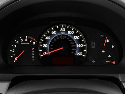 https://images.2carpros.com/forum/automotive_pictures/521170_2010hondaodyssey4doorwagontouringwresnaviinstrumentcluster_100234585_l_2.jpg