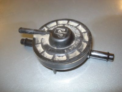 https://images.2carpros.com/forum/automotive_pictures/563219_CANISTER_PURGE_VALVE_002_1.jpg