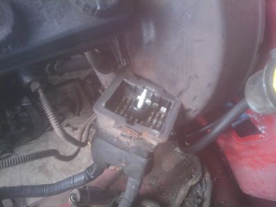 https://images.2carpros.com/forum/automotive_pictures/563617_20100823_093839_1.jpg