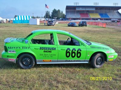 https://images.2carpros.com/forum/automotive_pictures/566970_race_009_1.jpg