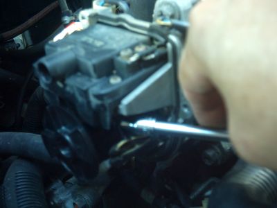https://images.2carpros.com/forum/automotive_pictures/567329_6Install_Set_screw_1.jpg
