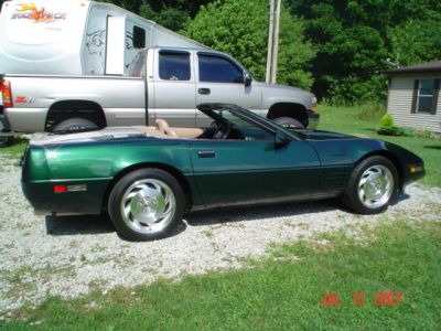 https://images.2carpros.com/forum/automotive_pictures/90055_1994_Corvette_003_1.jpg