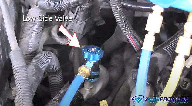 ac low side connection valve