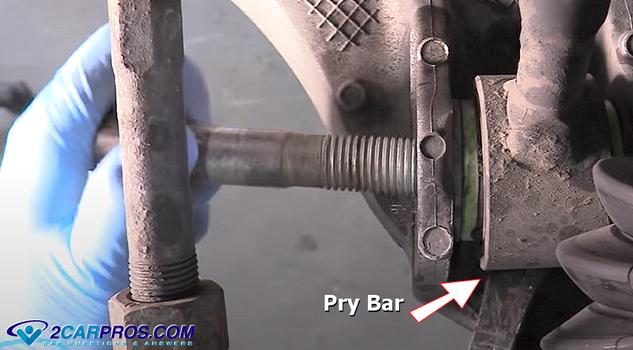 bottom strut pry bar