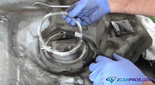 fuel pump retainer ring