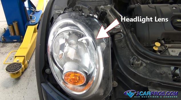 headlight lens housing