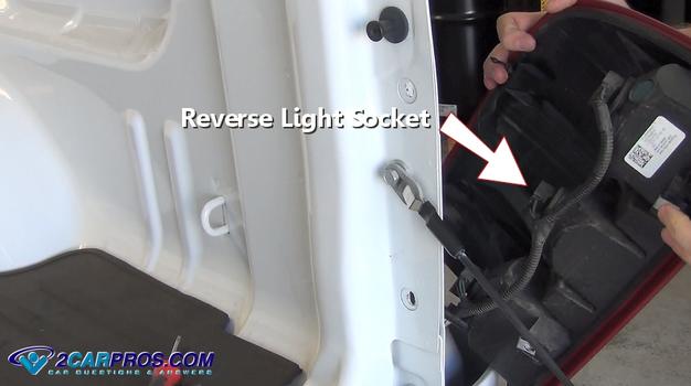 reverse light socket