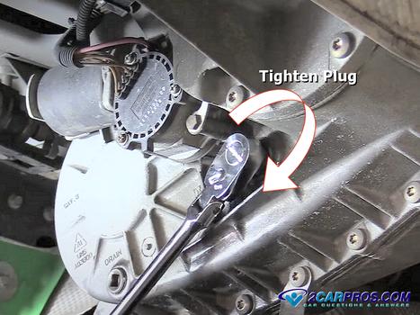 tighten transfer case fill port