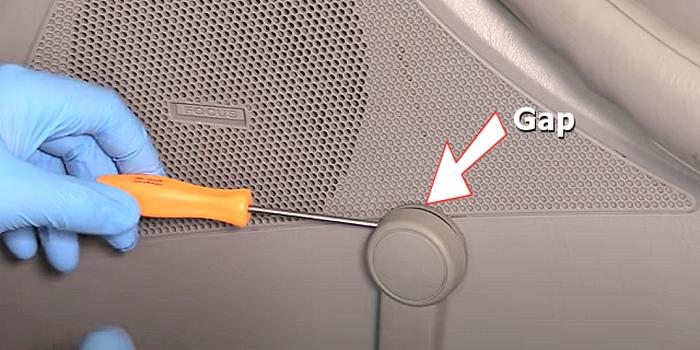 window crank washer gap